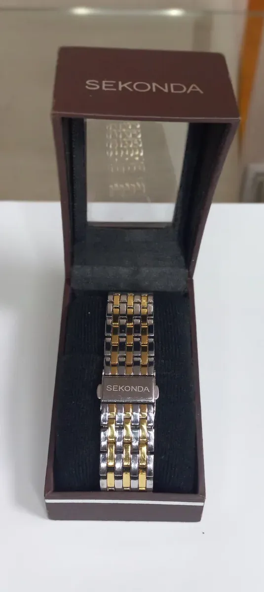 Reloj Sekonda Caballero Dorado y Plateado