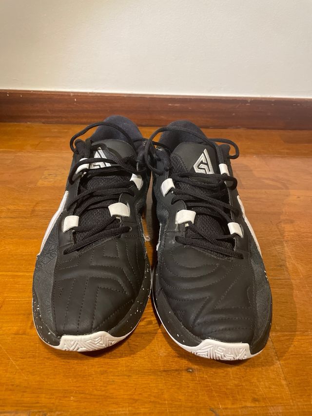 Tênis Nike Giannis Immortality 4 Preto