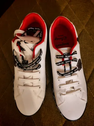 Lote: Vestido, Bambas, Pantalón, Riñonera y Bolso