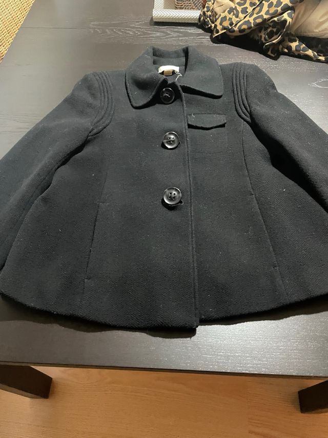 Chaqueta negra corta