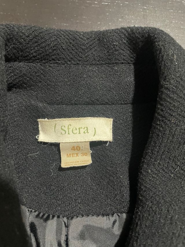 Chaqueta negra corta