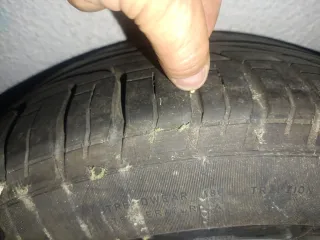 Rueda Pirelli p6000 225/55 16 con llanta aleacion