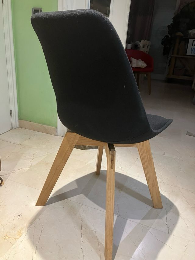 Silla escandinava MAISONS DU MONDE negra