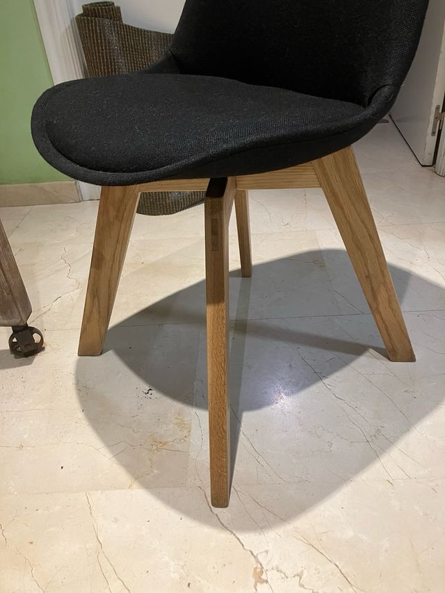 Silla escandinava MAISONS DU MONDE negra