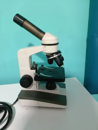 Microscopio Profesional Laboratorio