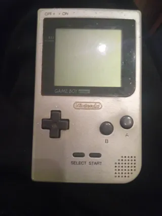 Leggere descrizione Nintendo Game Boy Pocket Argento