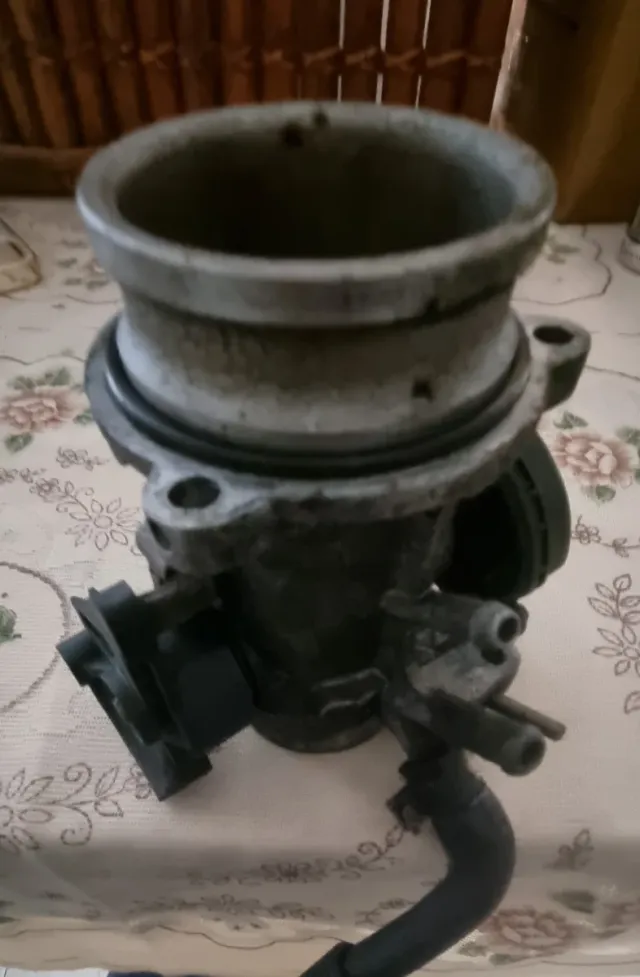 Mariposa Admisión Peugeot 205 309 GTI