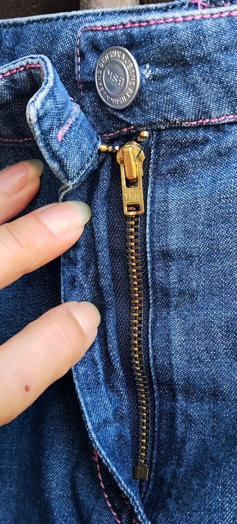 Falda vaquera mini Bershka flores bordadas- T "XS"