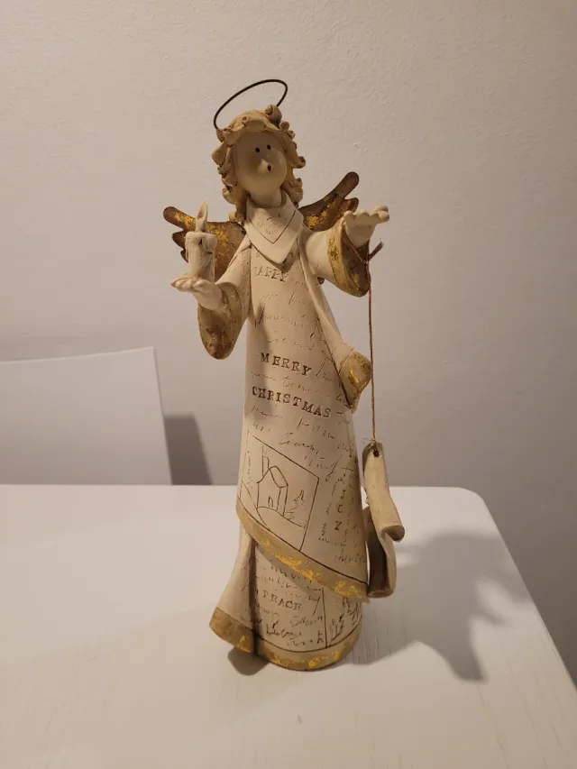 Angioletto in ceramica decorato alto 35 cm.