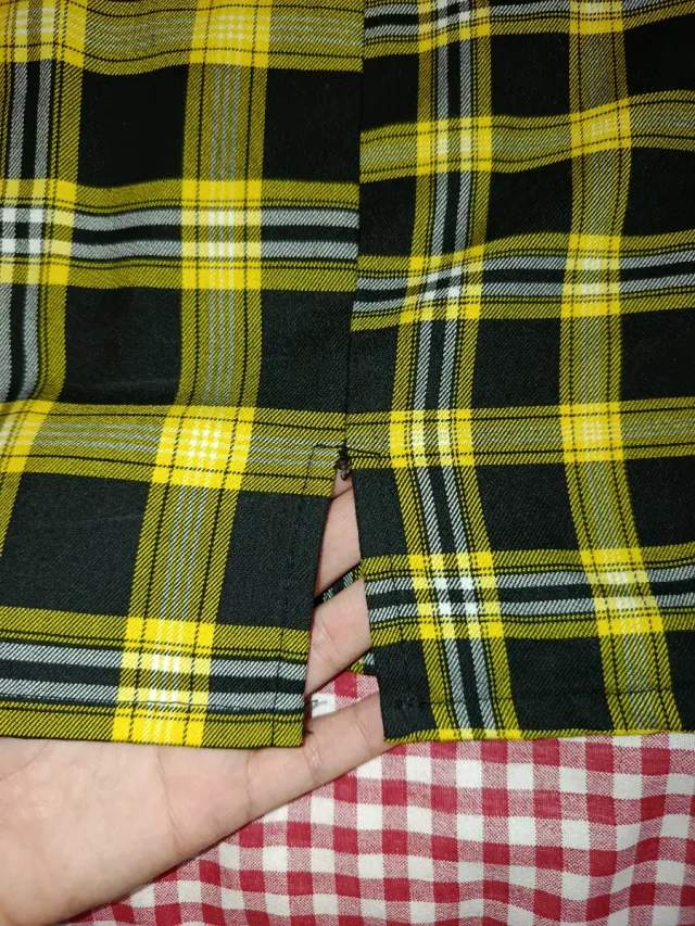 Vestido de cuadros amarillo y negro