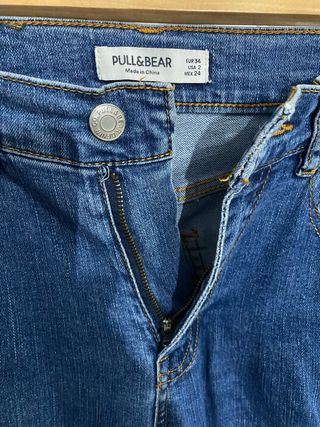 Pantalones campana Pull&Bear Talla XS cómodos