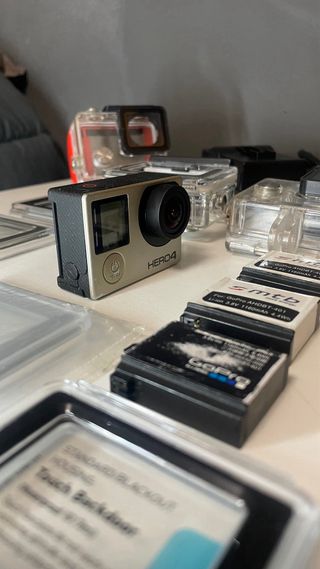 GoPro Hero 4 Fotocamera + Accessori