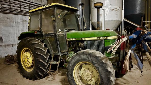 Tractor John Deere 2650 Doble Tracción