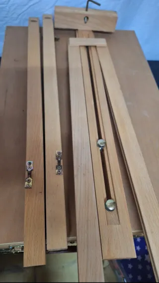 Caballete de madera para pintar