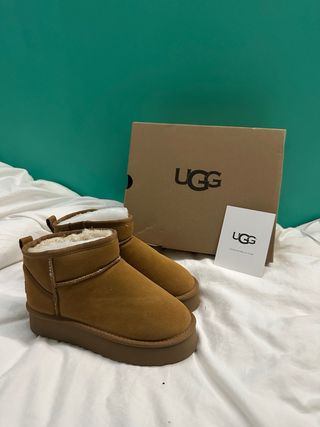 Botas UGG Castanhas Tamanho M