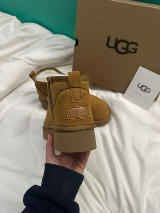 Botas UGG Castanhas Tamanho M