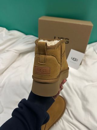 Botas UGG Castanhas Tamanho M