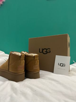 Botas UGG Castanhas Tamanho M