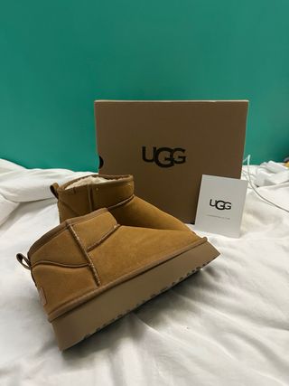 Botas UGG Castanhas Tamanho M