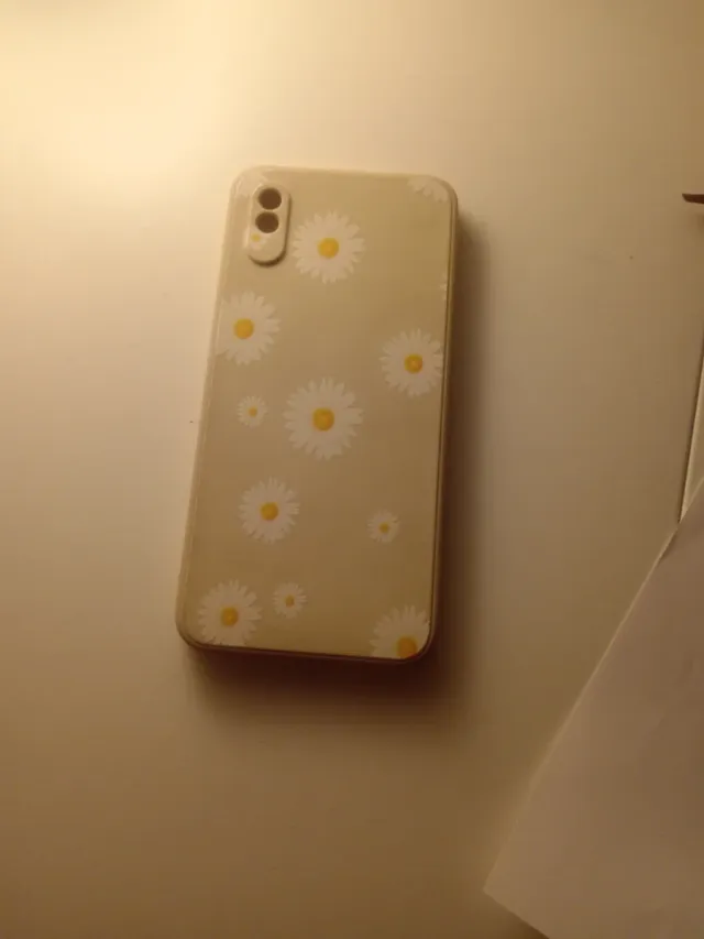 Funda móvil flores margaritas