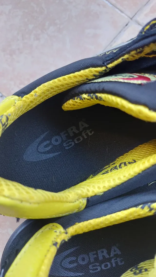 Scarpe da lavoro Cofra nere e gialle