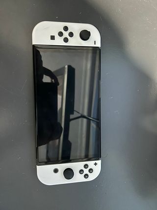 Nintendo Switch OLED Bianca