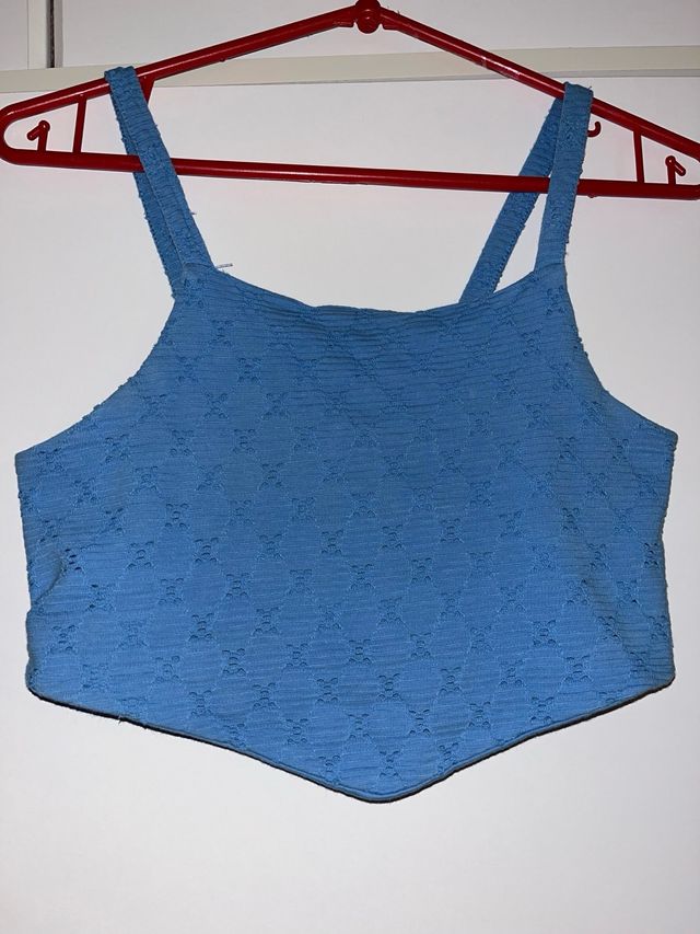 Top azul tejido