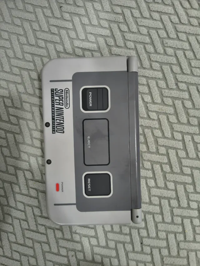 Nintendo 3DS XL Edición Especial SNES