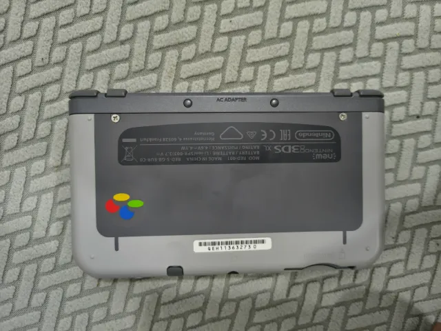 Nintendo 3DS XL Edición Especial SNES