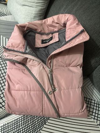 Cazadora acolchada rosa