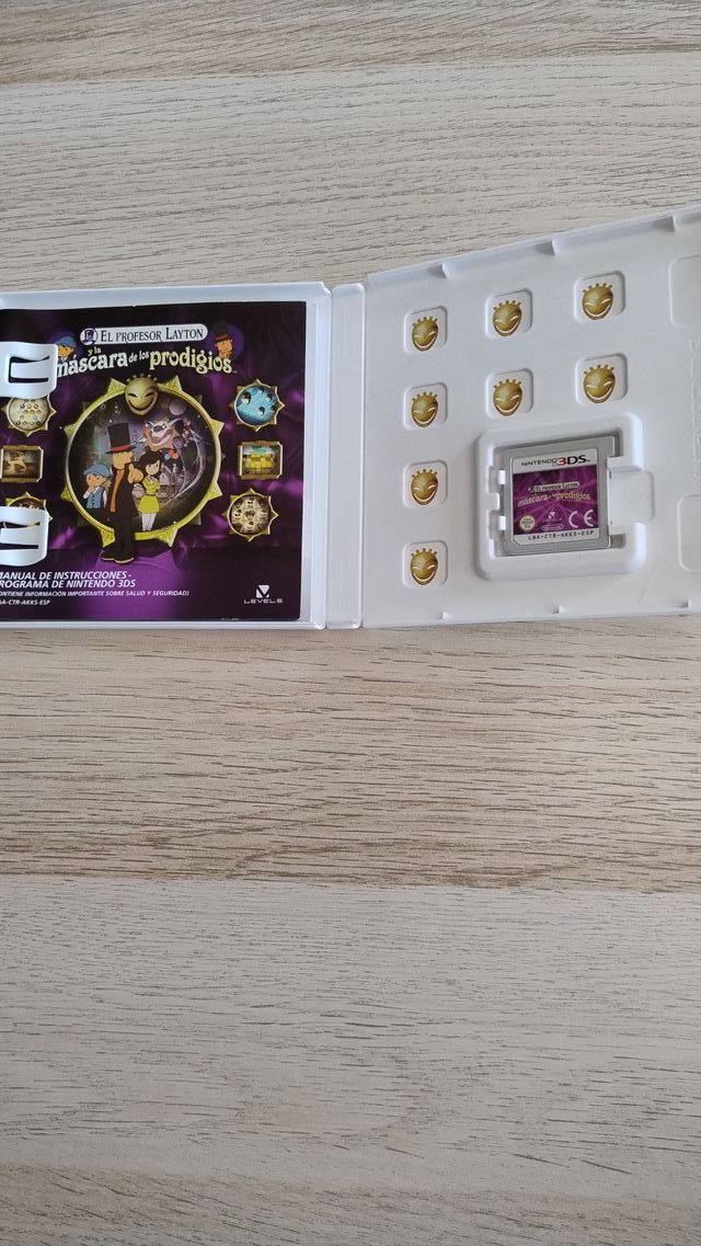 Profesor Layton e la Maschera dei Miracoli 3DS