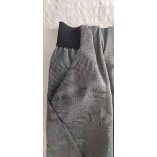 Minifalda Zara Gris y Negra