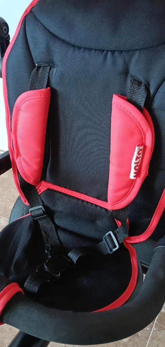 Triciclo Molto Rojo y Negro