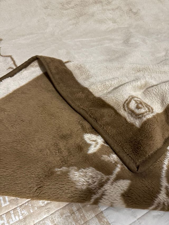 Manta Fleece 230x170 cm Beige y Marrón