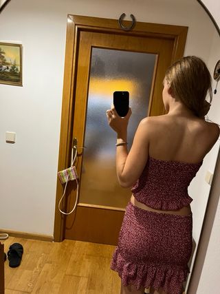 Conjunto top y falda estampado