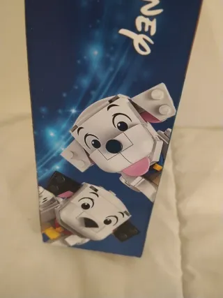 LEGO Disney 101 Dálmatas Lucky & Penny 43271