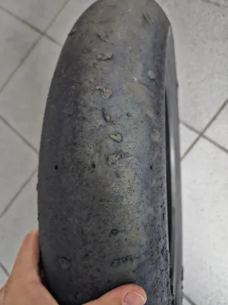 Neumático Dunlop KR