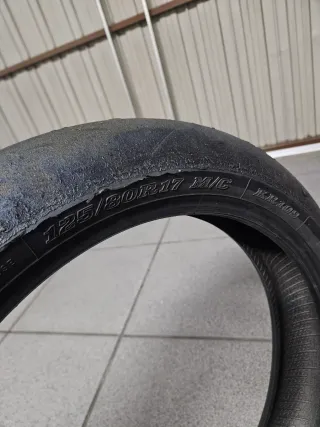 Neumático Dunlop KR