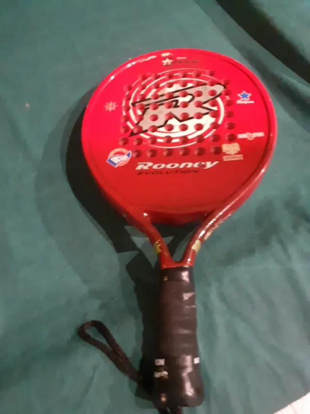 Raqueta de pádel Rooney Evolution roja