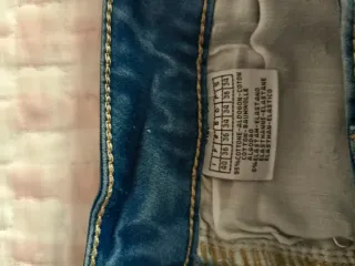 Pantalón corto vaquero Guess niña azul
