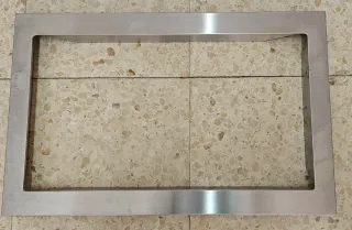 Marco de microondas metálico