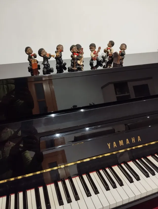 Conjunto decorativo músicos