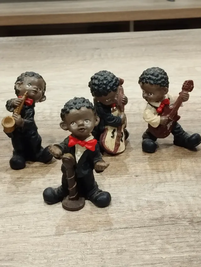 Conjunto decorativo músicos