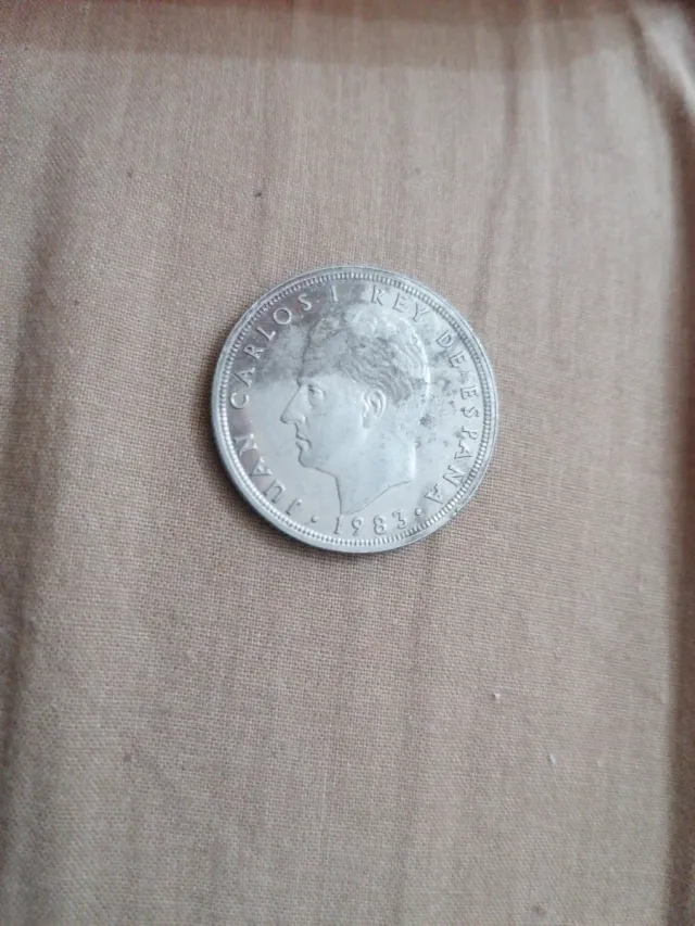 Moneda Española Carlos I Rey 1983