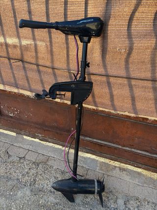 Kayak de pesca con accesorios