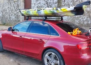 Kayak de pesca con accesorios