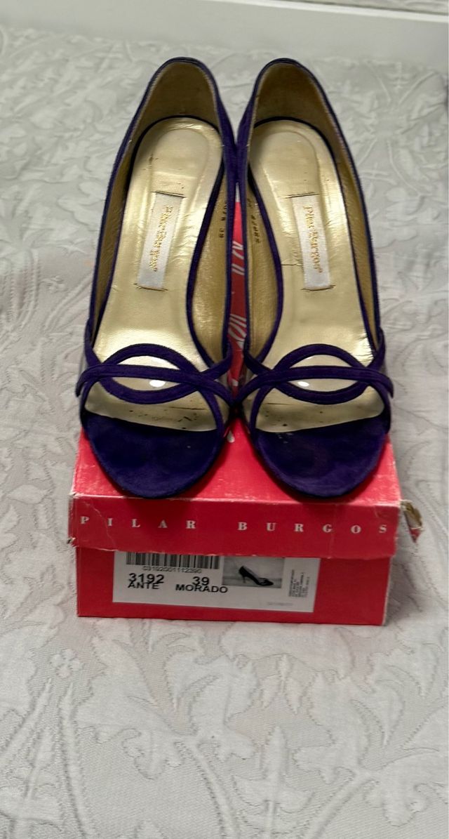 Scarpe con tacco lilla