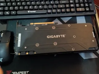 Tarjeta Gráfica Gigabyte GTX 1070 8gb