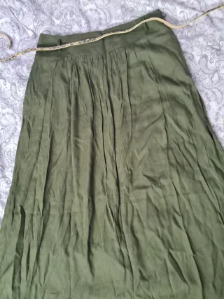 Falda Larga Verde con Cinturón estampado