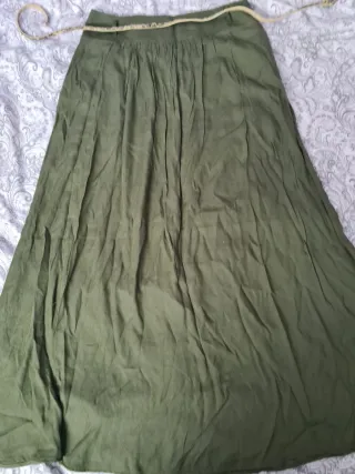 Falda Larga Verde con Cinturón estampado